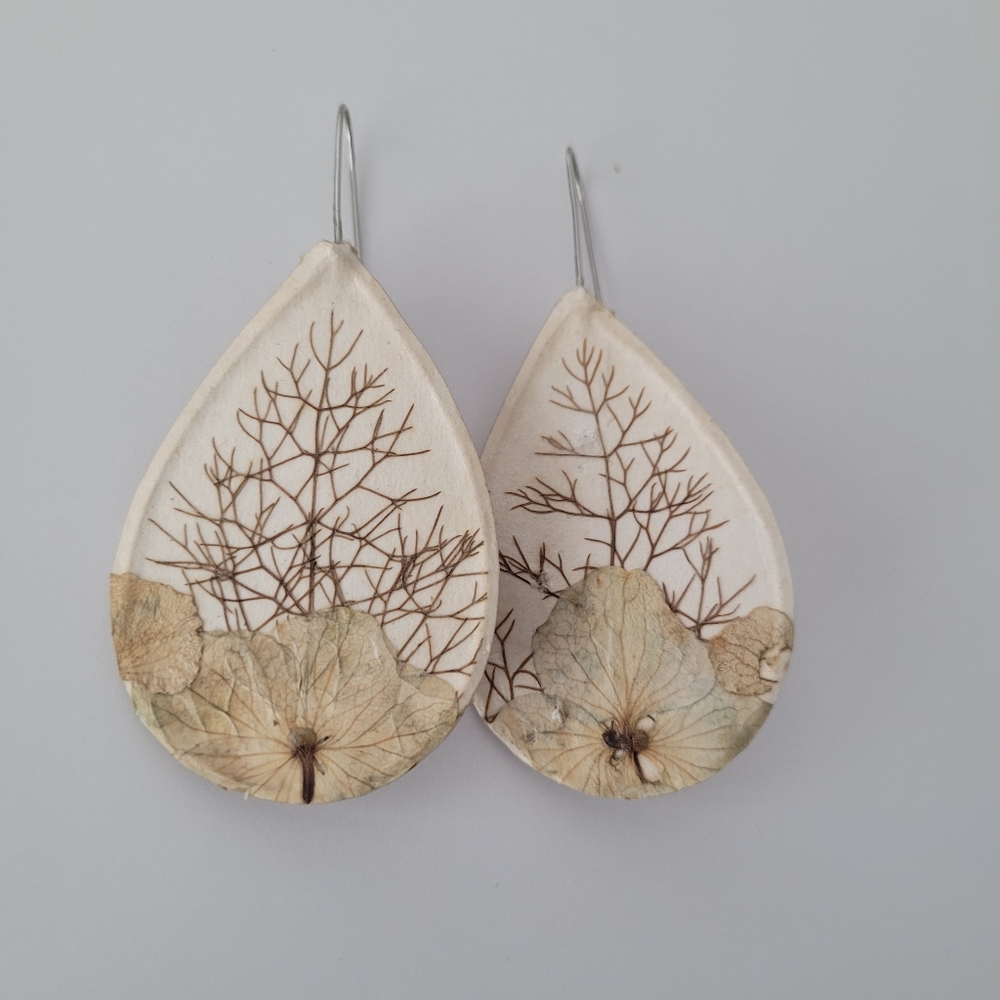 Paper Teardrop Earrings Made with Naturally Dried Flowers
